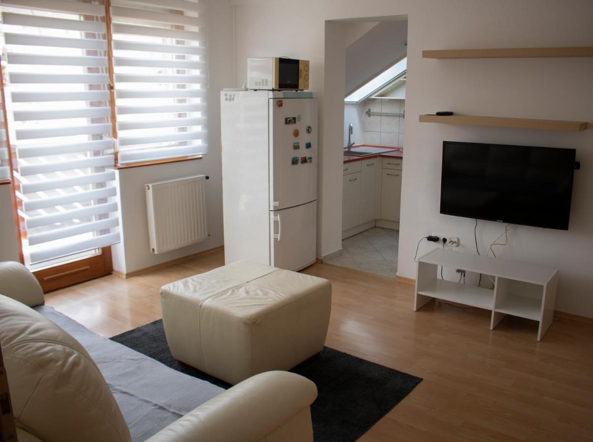 شقة Csalogany Apartman Szekszárd المظهر الخارجي الصورة