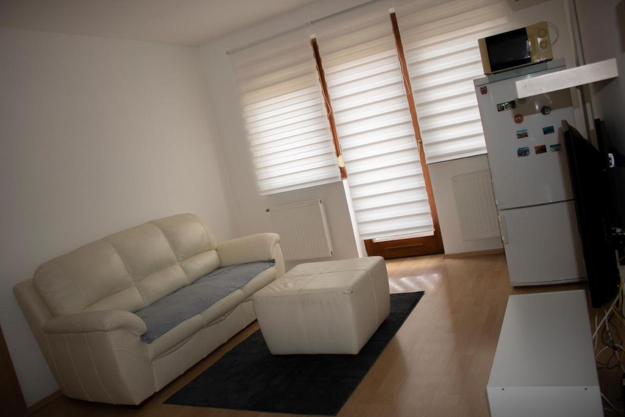 شقة Csalogany Apartman Szekszárd المظهر الخارجي الصورة