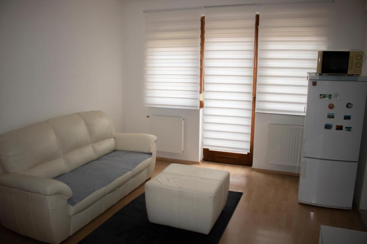 شقة Csalogany Apartman Szekszárd المظهر الخارجي الصورة